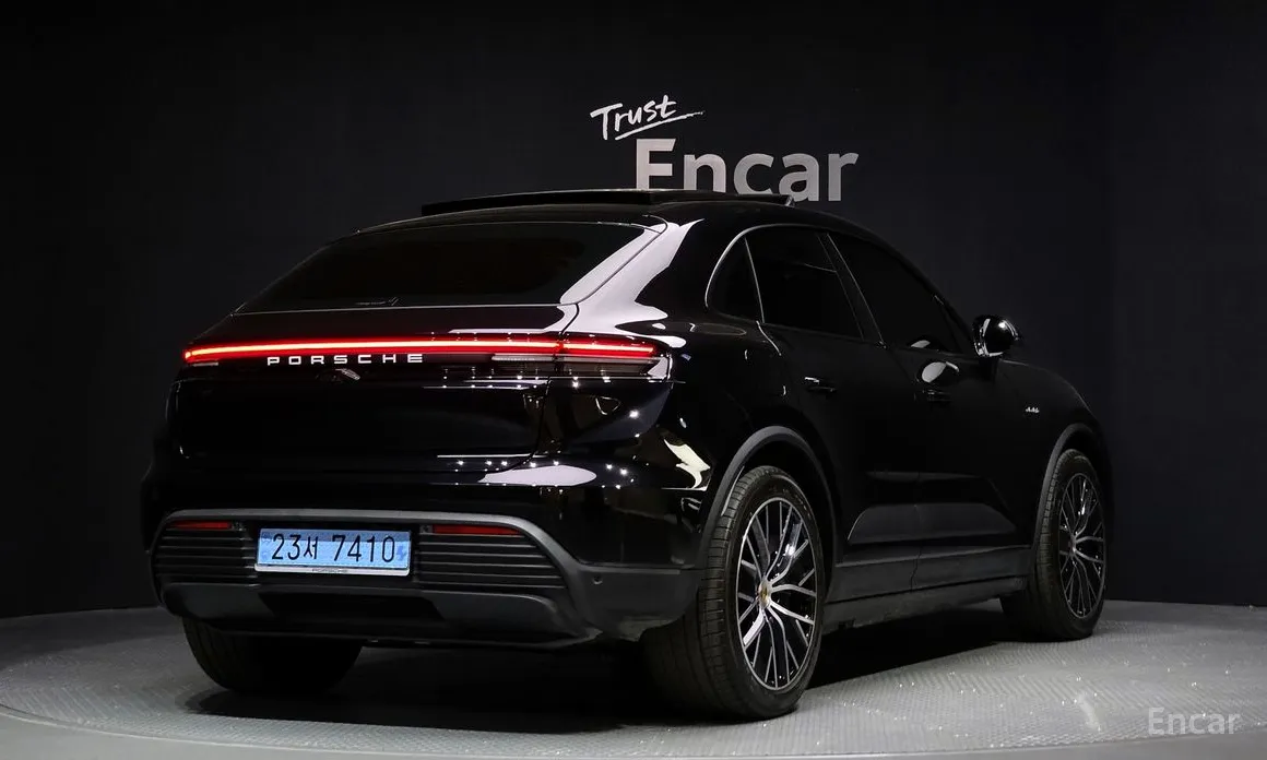 2024 Porsche Macan