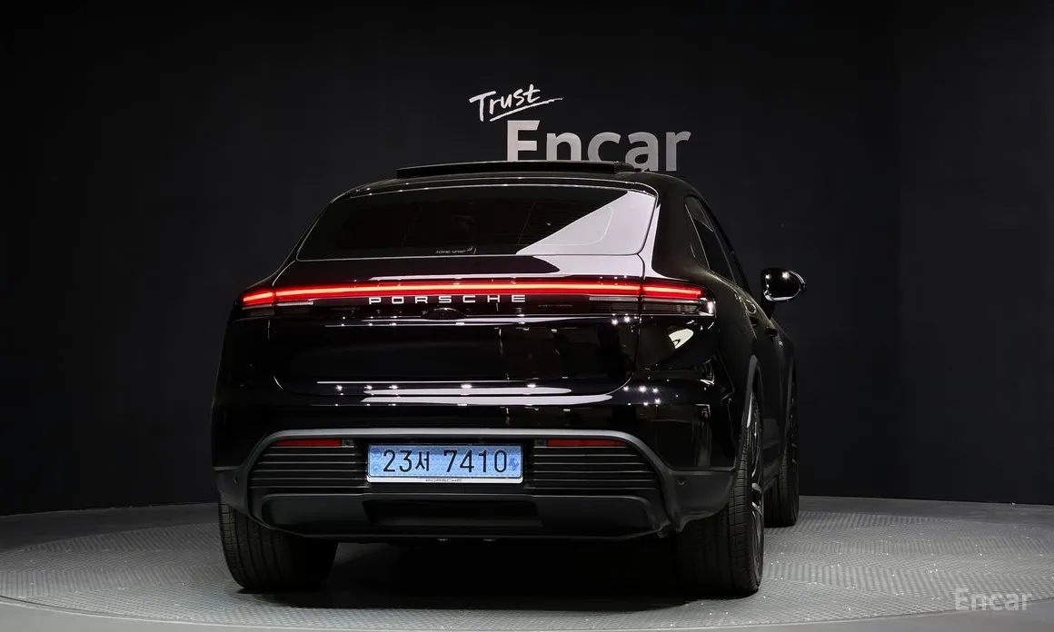 2024 Porsche Macan