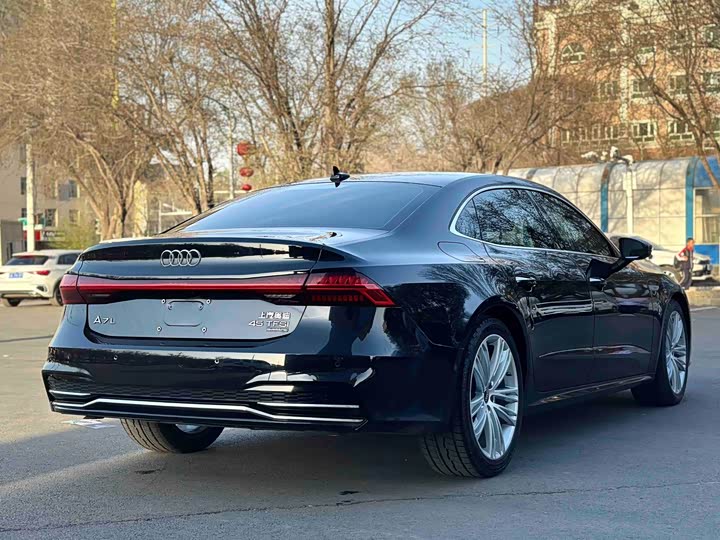 Audi A7L 2025 2025款 45 TFSI quattro 奢享型