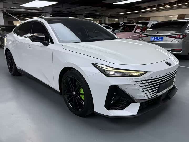 Zdjęcie 3 - Changan UNI-V