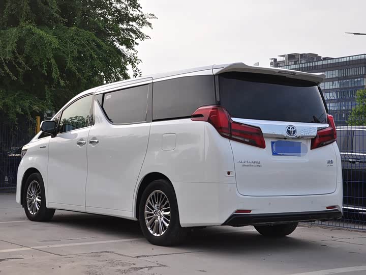 Toyota Alphard 2021 2021款 双擎 2.5L 尊贵版