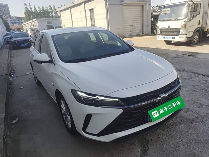 Chevrolet Monza 2023 2023款 1.5L 双离合悦享版