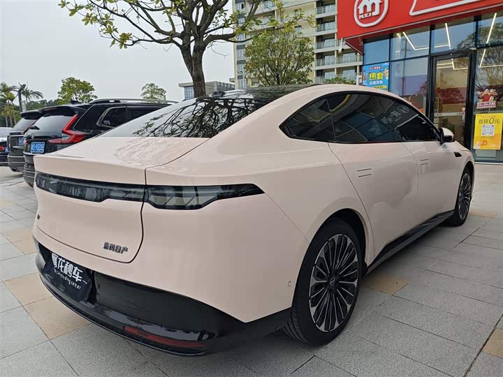 Фото 7 - Nissan N7