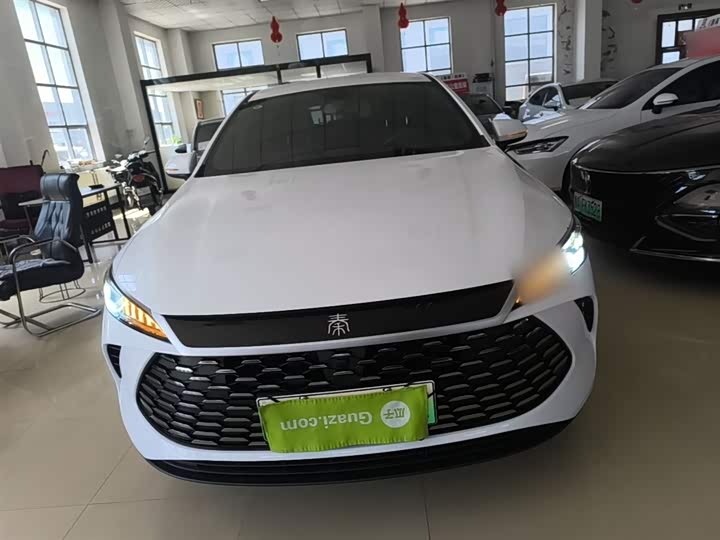 Фото 3 - BYD Qin Plus