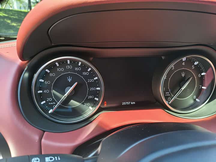Maserati Levante 2023 2023款 3.0T Modena