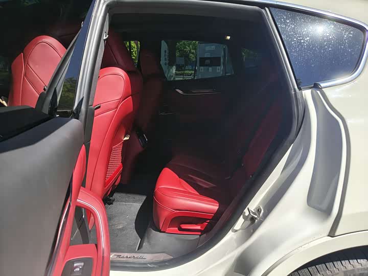 Maserati Levante 2023 2023款 3.0T Modena
