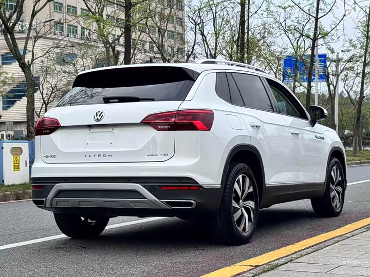 Volkswagen Tayron 2022 2022款 280TSI 两驱豪华智联版