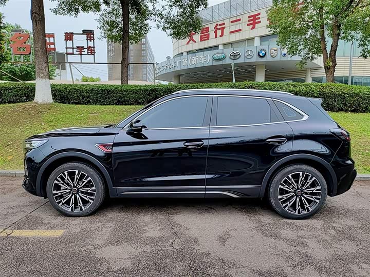 Hongqi HS5 2025 2025款 2.0T 四驱旗享Pro版