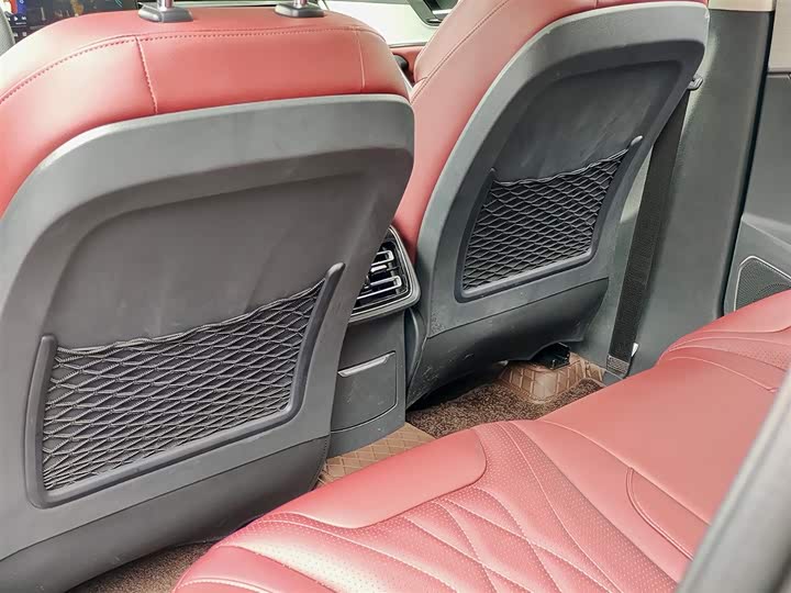 Hongqi HS5 2025 2025款 2.0T 四驱旗享Pro版