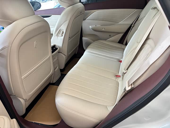 Фото 7 - Dongfeng Aeolus L8
