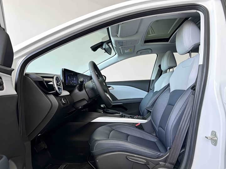 Chevrolet Monza 2024 2024款 1.5L 双离合悦享版