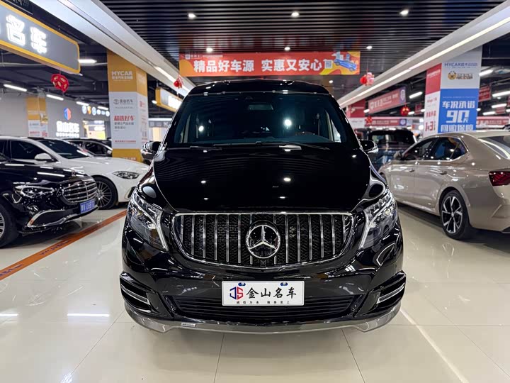 Mercedes-Benz V-Class 2022 2022款 V 260 L 长轴距尊贵版