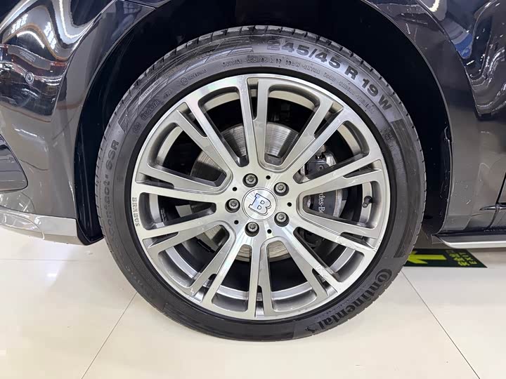 Mercedes-Benz V-Class 2022 2022款 V 260 L 长轴距尊贵版