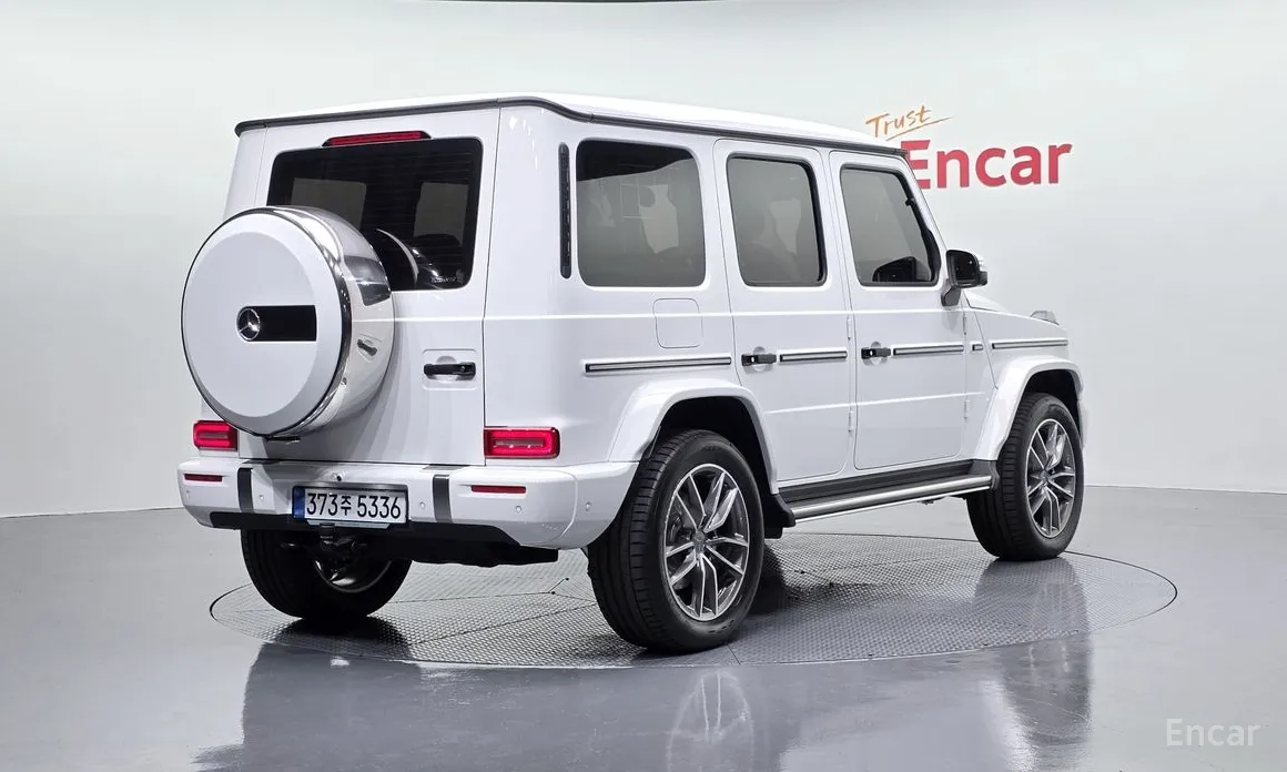 Mercedes-Benz G-Class 2024 G450d