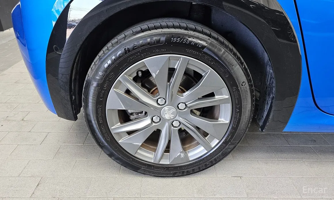 Peugeot 208 2020 Allure