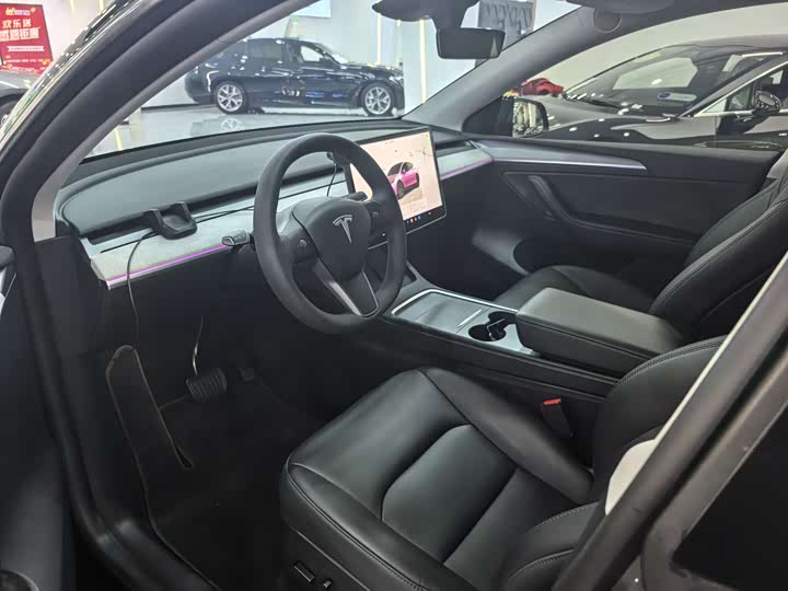 Tesla Model Y 2024 2024款 后轮驱动版