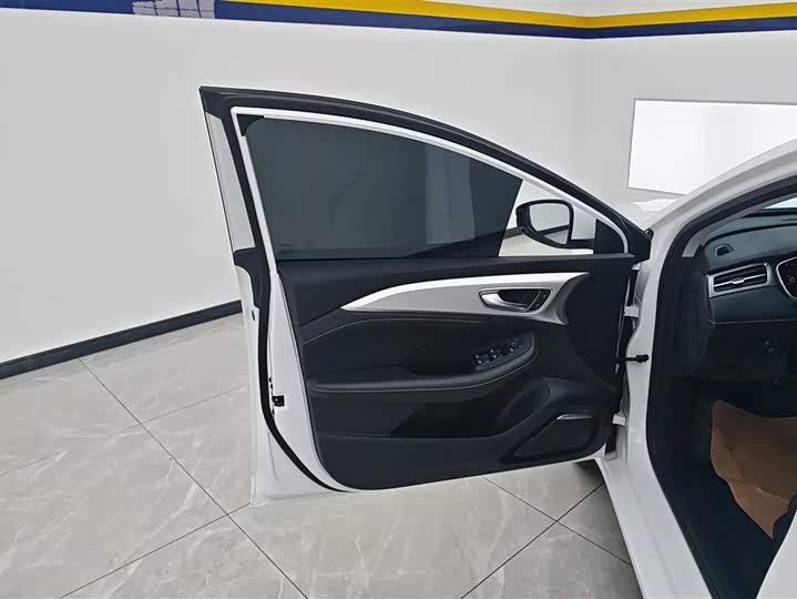 Roewe i6 Max EV 2023 2023款 EV 420天幕特别版