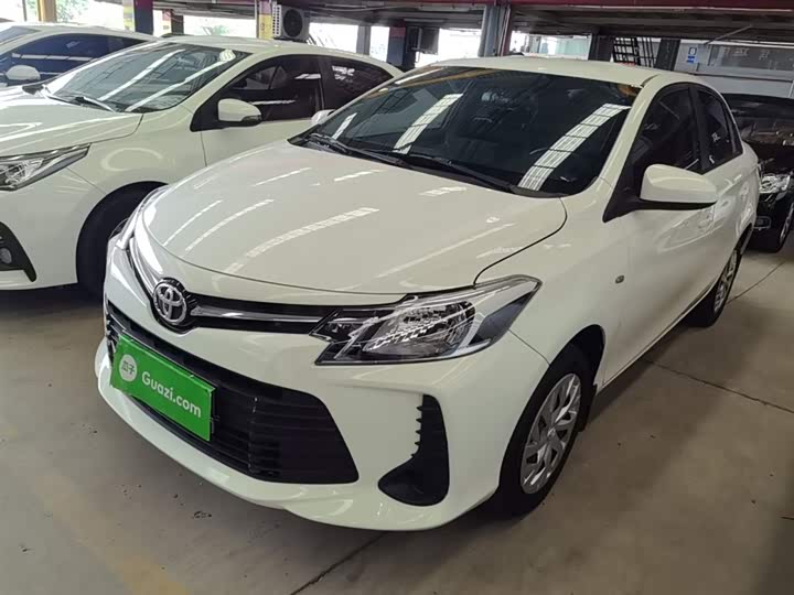 Фото 1 - Toyota Vios