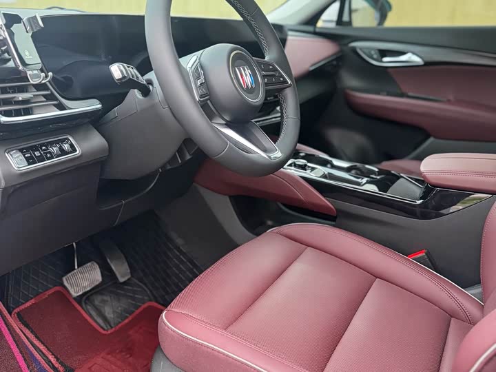 Buick Envision Plus 2026 2026款 昂科威Plus 28T 两驱白金版