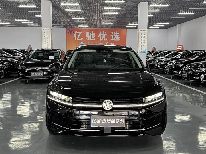 Фото 2 - Volkswagen Magotan