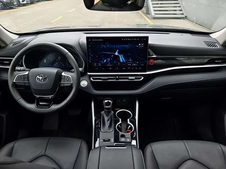 Toyota Highlander 2026 2026款 2.5L智能电混双擎两驱豪华版 7座
