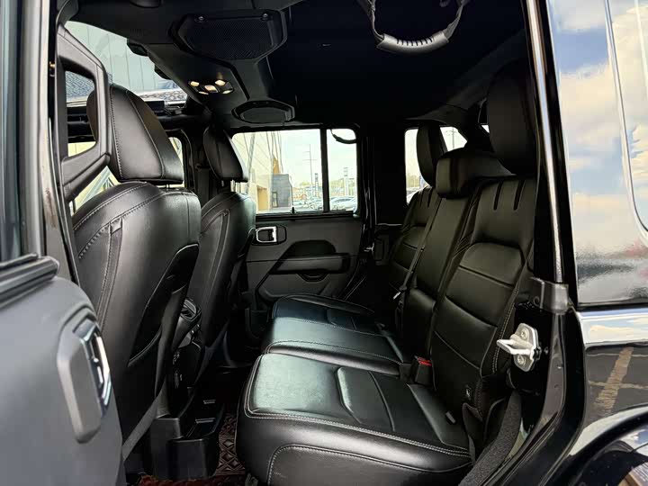 Jeep Wrangler Hybrid 2021 2021款 四门 2.0T 4xe 撒哈拉先行版
