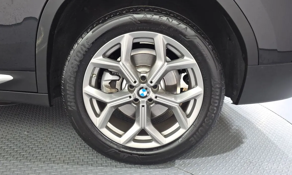 Фото 21 - BMW X4