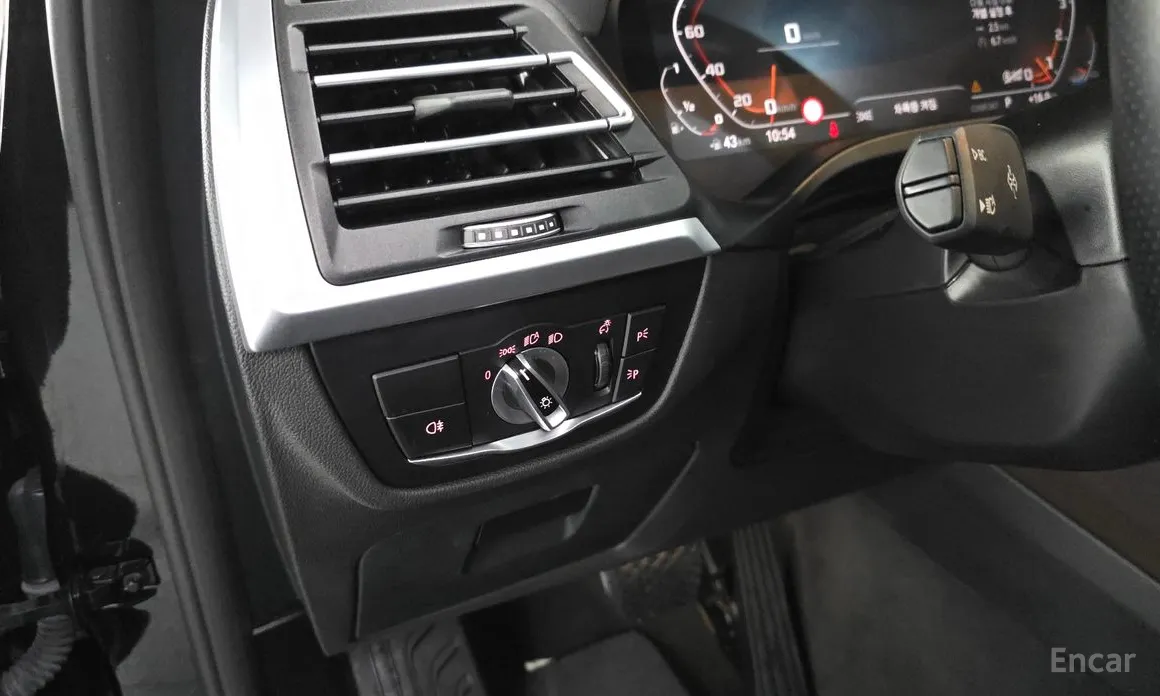 Фото 28 - BMW X4