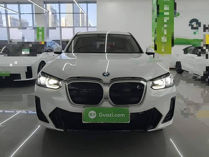 Фото 3 - BMW iX3