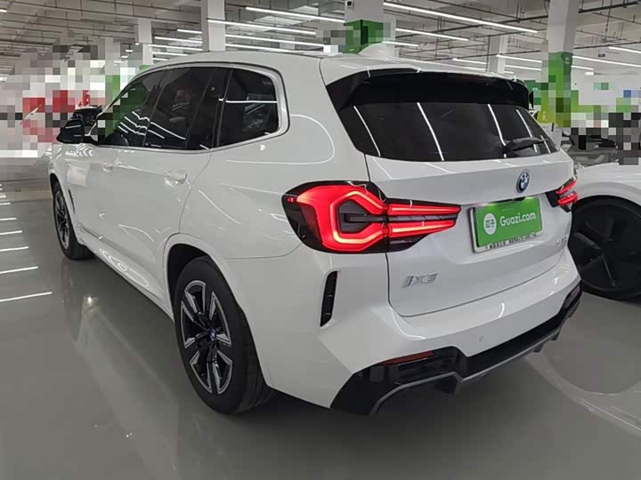 Фото 5 - BMW iX3