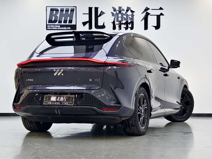 IM motors LS7 2023 2023款 90kWh Elite后驱版