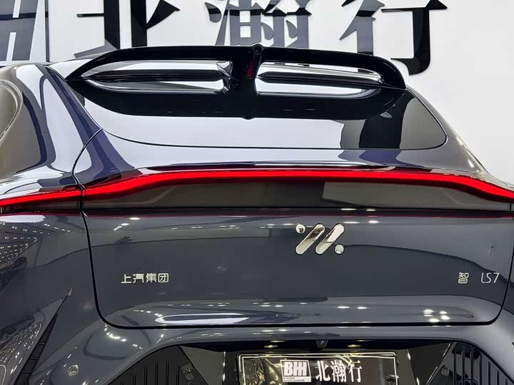 IM motors LS7 2023 2023款 90kWh Elite后驱版
