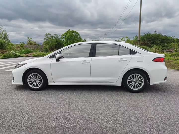 Toyota Allion 2023 2023款 2.0L 精英版