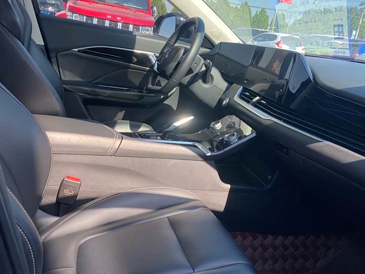 Bestune B70 2024 2024款 龙腾版 1.5T 领跃型