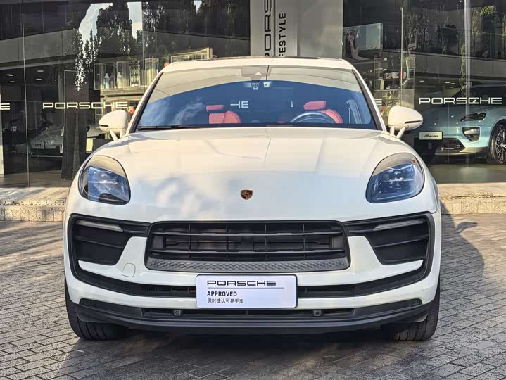 Фото 2 - Porsche Macan