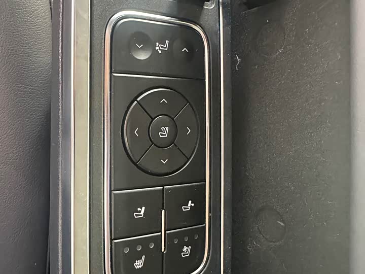 GAC Trumpchi M8 2021 2021款 领秀系列 390T 至尊版