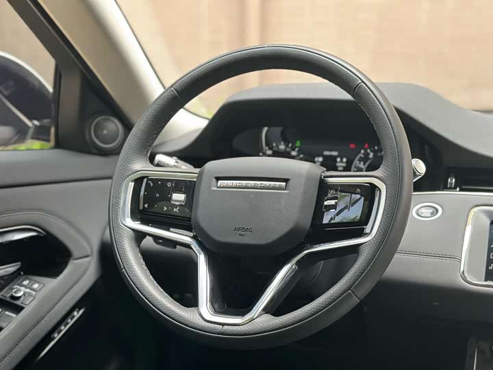 2022 Land Rover Range Rover Evoque L Hybrid