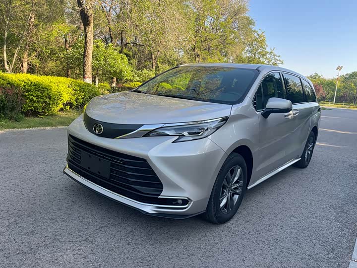 2026 Toyota Sienna