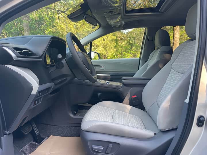 2026 Toyota Sienna