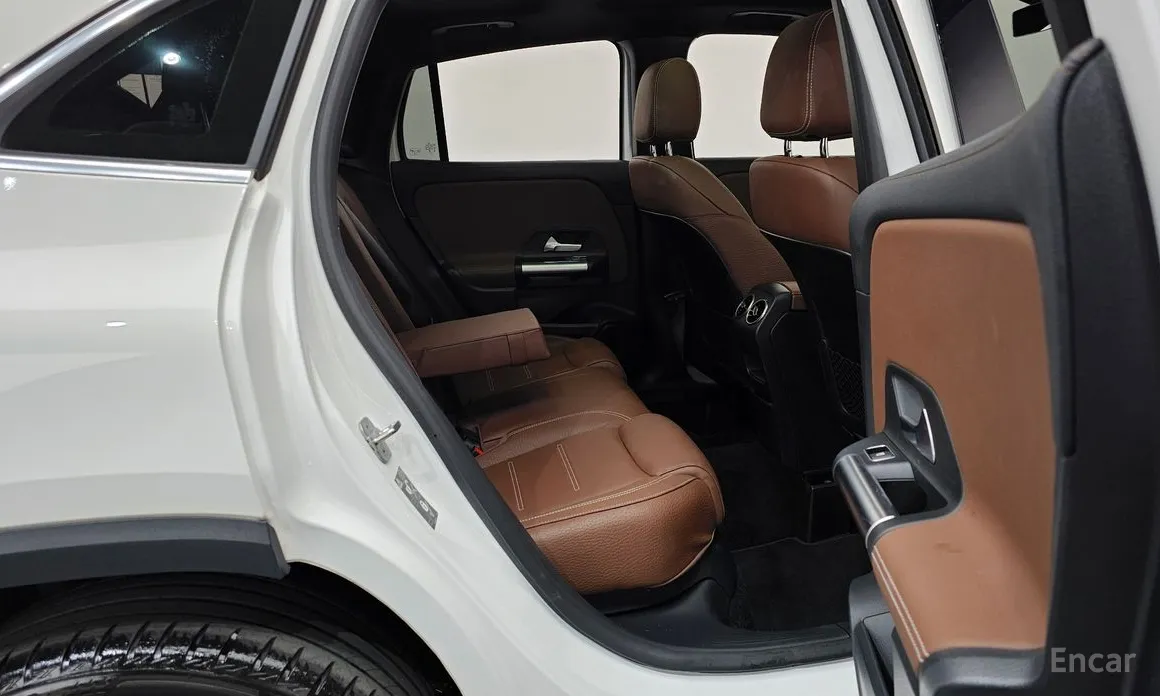 Mercedes-Benz GLA-Class 2020 GLA250 4MATIC