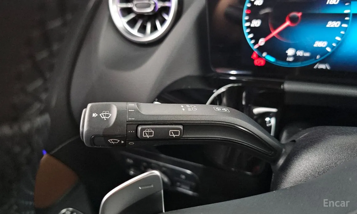 Mercedes-Benz GLA-Class 2020 GLA250 4MATIC