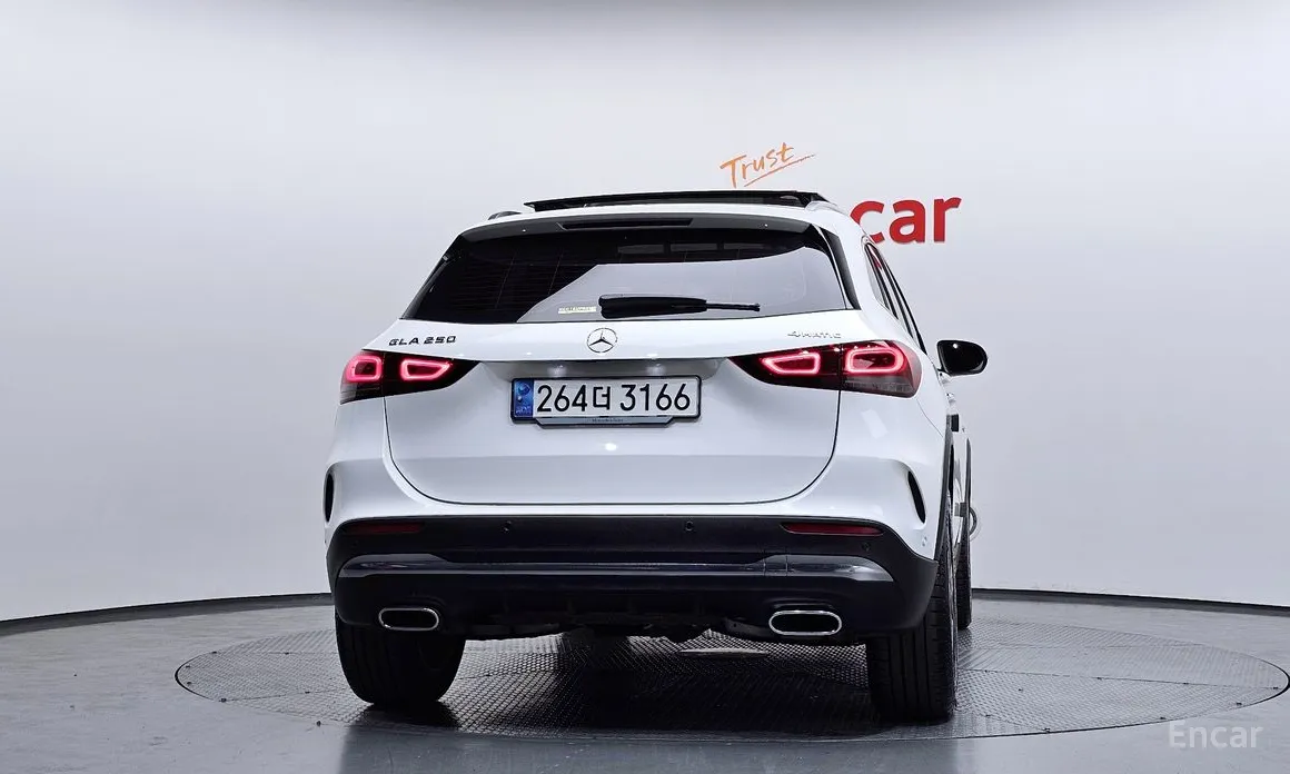 Mercedes-Benz GLA-Class 2020 GLA250 4MATIC