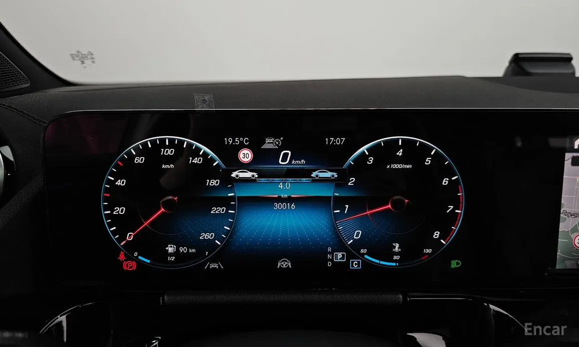 Mercedes-Benz GLA-Class 2020 GLA250 4MATIC