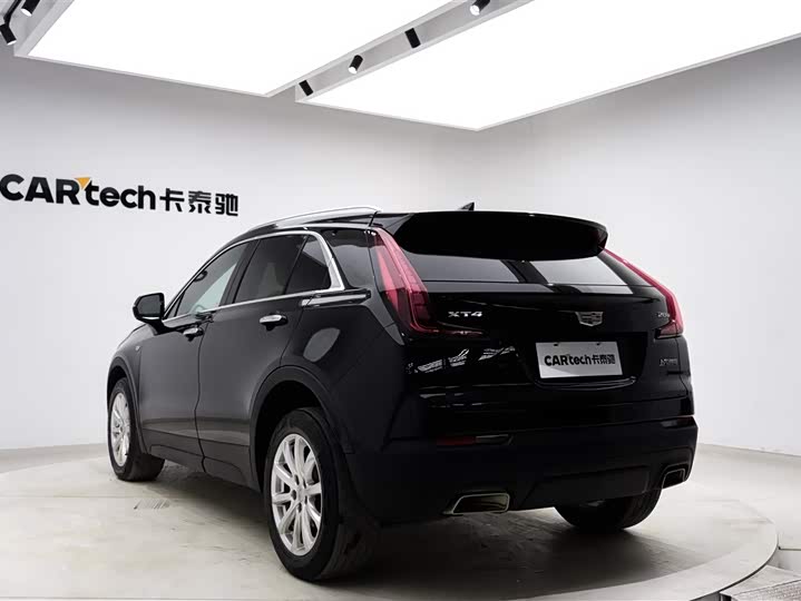 Фото 7 - Cadillac XT4