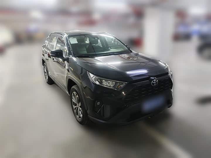 Фото 6 - Toyota RAV4