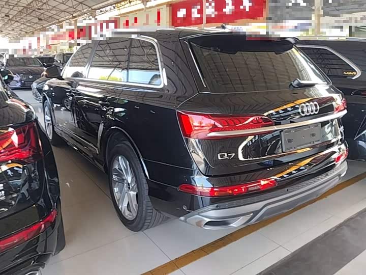 Audi Q7 2021 2021款 45 TFSI quattro S line运动型