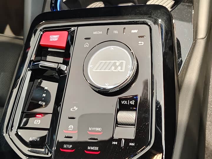 2026 BMW M235L