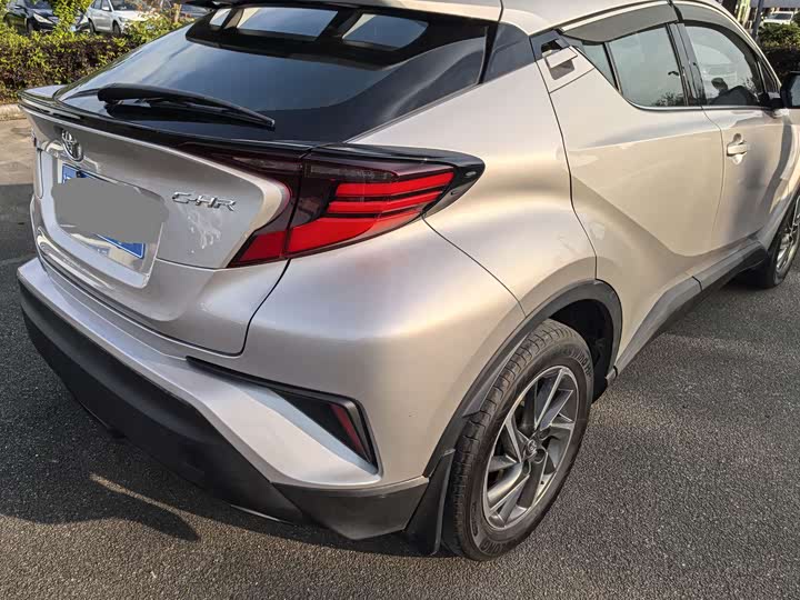 Toyota C-HR 2022 2022款 2.0L 领先版