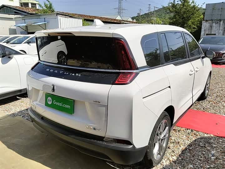 Bestune NAT 2023 2023款 PRO 舒享出行版 425km