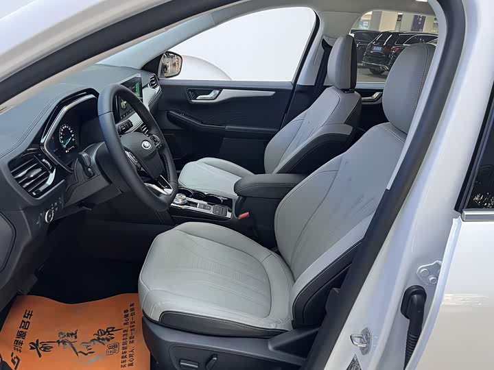 Ford Escape 2024 2024款 EcoBoost 245 两驱耀享款